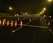 Encerramento dos atuais contratos de concessão de rodovias no Paraná. Abertura das catracas da praça de pedágio da Ecovia, na BR-277, em São José dos Pinhais, ocorrida à 0h00 deste domingo. - Curitiba, 28/11/2021 - Foto: Ari Dias/AEN