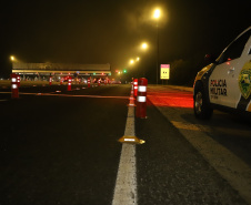 Encerramento dos atuais contratos de concessão de rodovias no Paraná. Abertura das catracas da praça de pedágio da Ecovia, na BR-277, em São José dos Pinhais, ocorrida à 0h00 deste domingo. - Curitiba, 28/11/2021 - Foto: Ari Dias/AEN