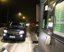 Encerramento dos atuais contratos de concessão de rodovias no Paraná. Abertura das catracas da praça de pedágio da Ecovia, na BR-277, em São José dos Pinhais, ocorrida à 0h00 deste domingo. - Curitiba, 28/11/2021 - Foto: Ari Dias/AEN