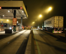 Encerramento dos atuais contratos de concessão de rodovias no Paraná. Abertura das catracas da praça de pedágio da Ecovia, na BR-277, em São José dos Pinhais, ocorrida à 0h00 deste domingo. - Curitiba, 28/11/2021 - Foto: Ari Dias/AEN