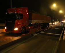 Encerramento dos atuais contratos de concessão de rodovias no Paraná. Abertura das catracas da praça de pedágio da Ecovia, na BR-277, em São José dos Pinhais, ocorrida à 0h00 deste domingo. - Curitiba, 28/11/2021 - Foto: Ari Dias/AEN