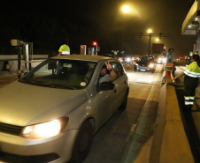 Encerramento dos atuais contratos de concessão de rodovias no Paraná. Abertura das catracas da praça de pedágio da Ecovia, na BR-277, em São José dos Pinhais, ocorrida à 0h00 deste domingo. - Curitiba, 28/11/2021 - Foto: Ari Dias/AEN