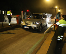 Encerramento dos atuais contratos de concessão de rodovias no Paraná. Abertura das catracas da praça de pedágio da Ecovia, na BR-277, em São José dos Pinhais, ocorrida à 0h00 deste domingo. - Curitiba, 28/11/2021 - Foto: Ari Dias/AEN