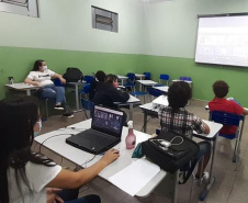 Uenp incentiva alunos negros e de baixa renda a ingressarem no Ensino Superior