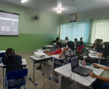 Uenp incentiva alunos negros e de baixa renda a ingressarem no Ensino Superior