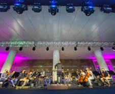 César Menotti e Fabiano participarão da abertura do Natal do Palácio Iguaçu