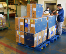 170.820 vacinas contra a Covid-19 que chegaram ao Paraná são para adolescentes . Foto: Américo Antonio/SESA
