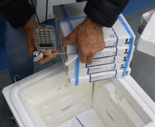 170.820 vacinas contra a Covid-19 que chegaram ao Paraná são para adolescentes . Foto: Américo Antonio/SESA