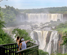 Cataratas do Iguaçu celebram dez anos de título mundial