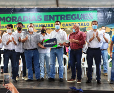 Governo entrega 119 casas populares para ajudar famílias de Cantagalo