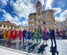 BALÉ - PRAÇA GENEROSO MARQUES - José Fernando Ogura/AEN