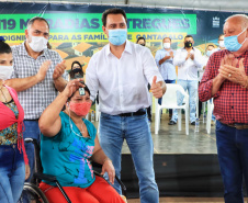 Governo entrega 119 casas populares para ajudar famílias de Cantagalo
