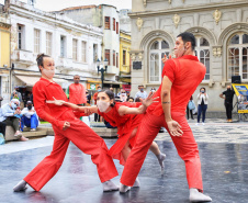 BALÉ - PRAÇA GENEROSO MARQUES - José Fernando Ogura/AEN