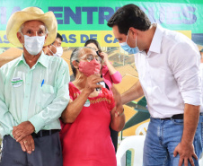 Governo entrega 119 casas populares para ajudar famílias de Cantagalo