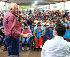 Governo entrega 119 casas populares para ajudar famílias de Cantagalo