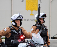 Policiais militares se formam no curso de rondas ostensivas com motocicletas. Foto:PMPR