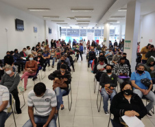 Mutirão da Agência do Trabalhador atende 1,4 mil candidatos para vagas em supermercados