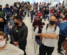 Mutirão da Agência do Trabalhador atende 1,4 mil candidatos para vagas em supermercados