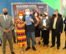Na véspera do Dia da Consciência Negra, Paraná lança plano de promoção da igualdade racial