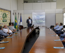 Em Guarapuava, Governo e Sindusmadeira avaliam impacto da Nova Ferroeste para o setor