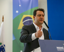Governador lança Paraná Solidário, pacote que amplia os benefícios sociais do Estado