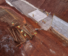 Após um ano de obra, Trevo Cataratas chega a 40% de execução em Cascavel