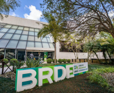 BRDE atinge mais de R$ 1 bilhão em contratos firmados no Paraná em 2021