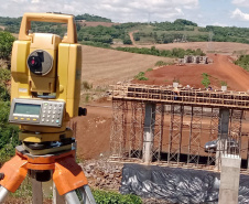 Obra de implantação do Contorno Noroeste de Francisco Beltrão alcança 60% da execução. Foto:DER