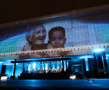 Espetáculo Natal do Palácio encanta novamente o público curitibano