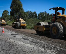 Pavimentação em concreto ca PRC-280 avança 1 Km por dia.