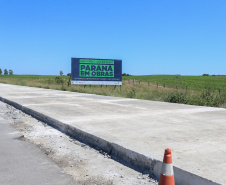 Pavimentação em concreto ca PRC-280 avança 1 Km por dia.