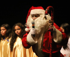 Evento no Teatro Guaíra celebra Dia da Família e novos programas para crianças e idosos