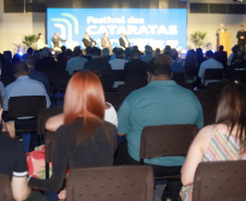 Na aposta da retomada do turismo, Paraná apresenta seu potencial no Festival das Cataratas