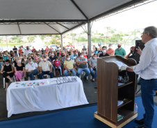 Projetos habitacionais entregues em Prudentópolis somam R$ 11,3 milhões de investimento do Governo do Estado à população. Enquanto famílias carentes vão receber imóveis de graça, idosos pagarão aluguel de 15% de um salário mínimo ao mês para manutenção do condomínio. - Curitiba, 21/12/2021 