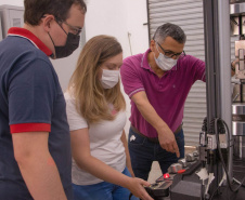 Pesquisadores da UEPG desenvolvem estudos de componentes para produção de aeronaves e automóveis