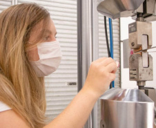 Pesquisadores da UEPG desenvolvem estudos de componentes para produção de aeronaves e automóveis