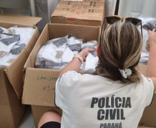 PCPR entrega uniformes para os policiais da Operação Verão