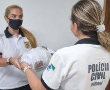 PCPR entrega uniformes para os policiais da Operação Verão