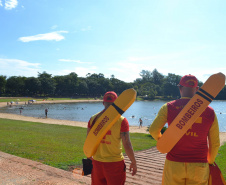 Fiscalização intensa do Corpo de Bombeiros leva tranquilidade e segurança às praias de água doce da Costa Oeste