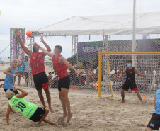  Atletas de todo o Brasil disputam Circuito Brasileiro de Handebol de Praia em Matinhos, no Paraná