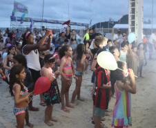  Esporte leva trupes circenses às praias do Litoral durante Verão Paraná