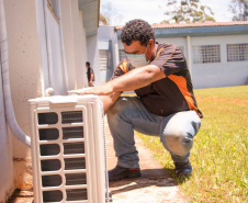 UEPG investe mais de R$ 340 mil em ar-condicionado na Central de Salas