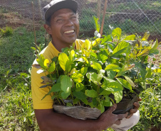 Famílias beneficiadas pelo Renda Agricultor Familiar têm suas histórias narradas em revista 