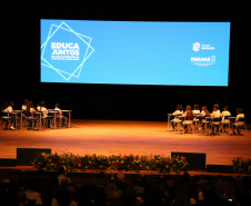 Governo reafirma compromisso com a Educação em evento com gestores de escolas municipais do Estado 