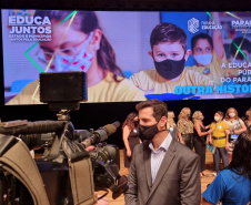 Governo reafirma compromisso com a Educação em evento com gestores de escolas municipais do Estado - Curitiba, 15/02/2022