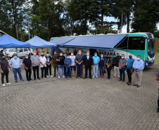 Ônibus Emprega Mais Paraná atende 200 trabalhadores de Quatro Barras