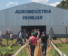 Barracão da Agroindústria do Show Rural incentiva a produção regional de alimentos 