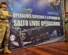 Polícia Militar do Paraná envia profissionais à Bahia para o I Simpósio de Operações Especiais e Atividade de Salto Livre Operacional