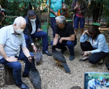 Diretores do BRDE, prefeito de Foz e parceiros visitam Parque das Aves e discutem fomento ao turismo