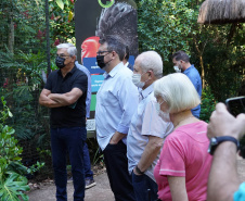 Diretores do BRDE, prefeito de Foz e parceiros visitam Parque das Aves e discutem fomento ao turismo